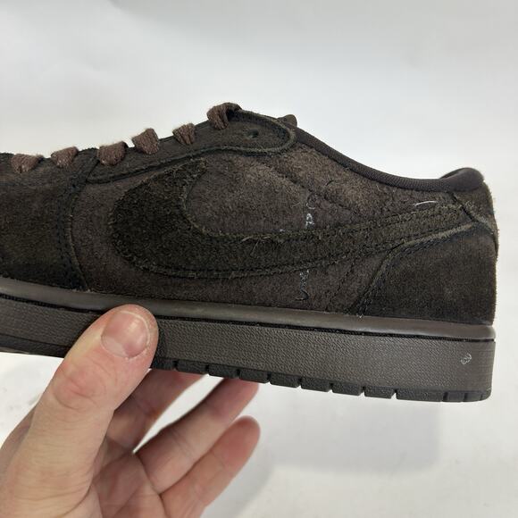 Travis Scott X Nike Air Jordan 1 Low OG SP “Velvet Brown” main image 4